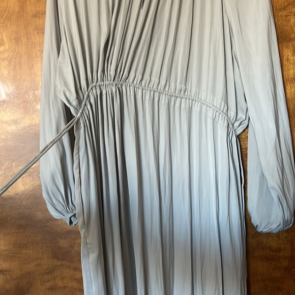 Modern Citizen Magdalena Midi Dress - Picture 7 of 8